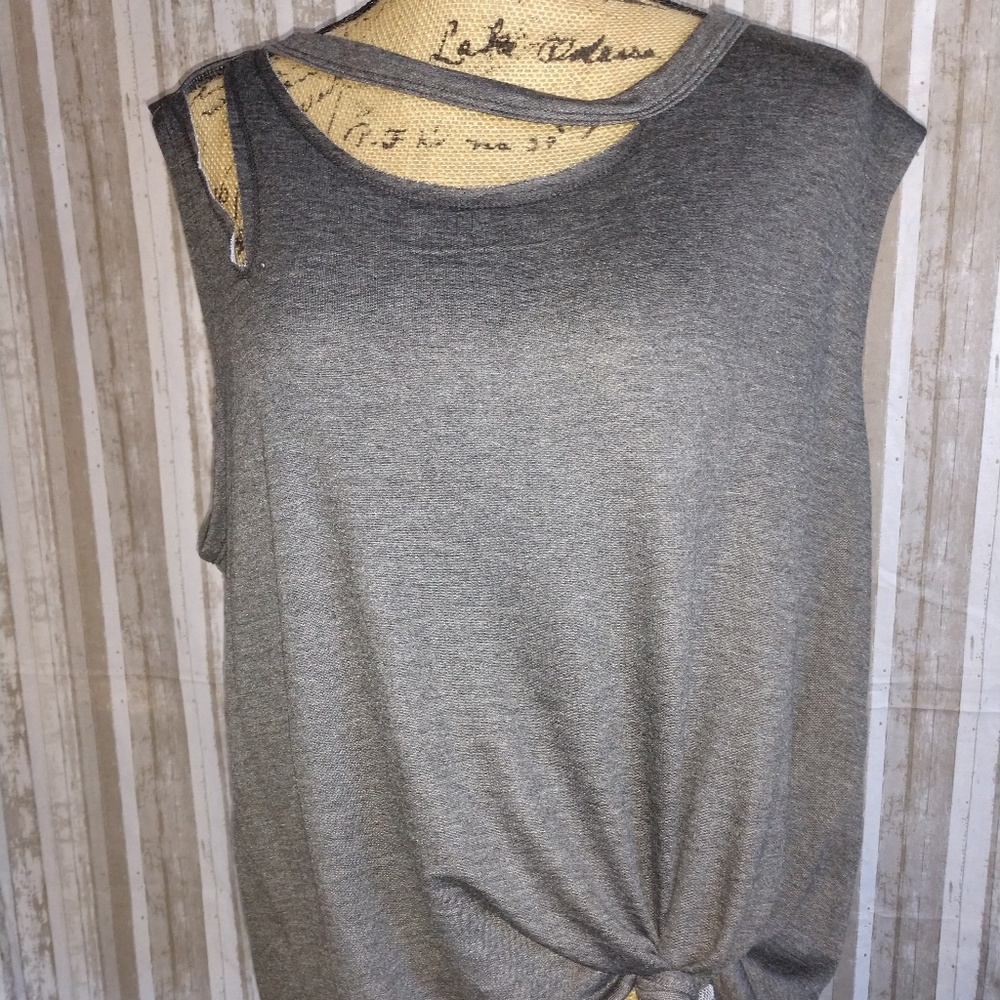 Tank Top - Picture 2 of 3